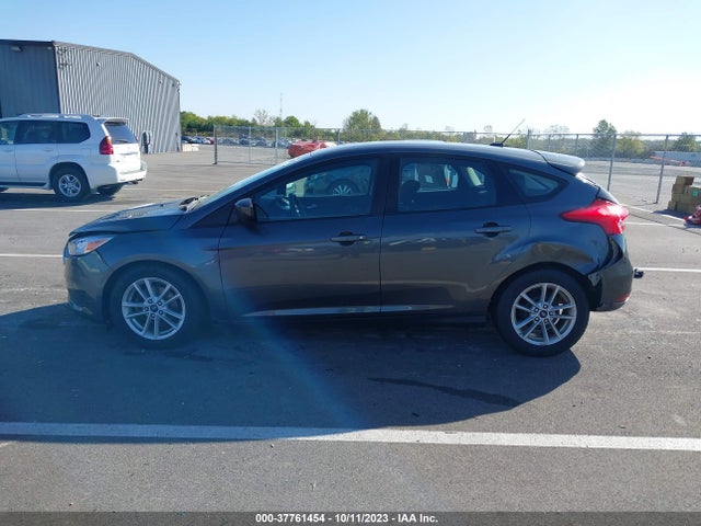 Ford FOCUS SE 2018 1FADP3K20JL218345 Image 15