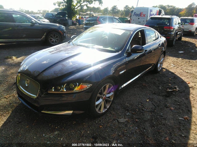 2015 JAGUAR XF SAJWJ0FF9F8U51913 Photo 1