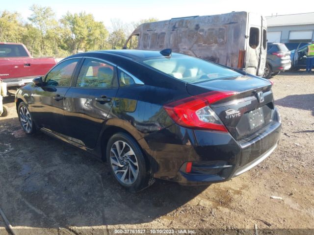 19XFC2F79JE012416 Honda Civic Sedan Ex