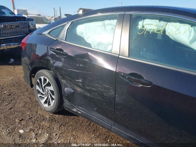 19XFC2F79JE012416 Honda Civic Sedan Ex