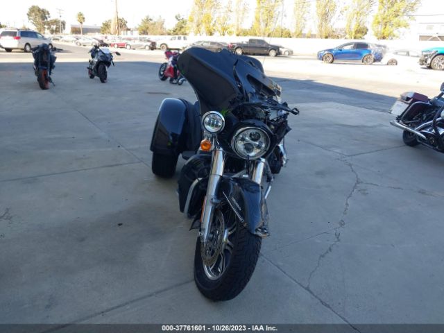 2022 HARLEY-DAVIDSON FLHTCUTG 1HD1MAF29NB853921 Photo 4