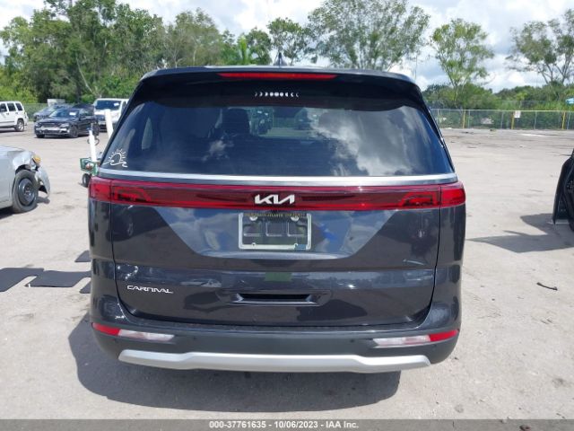 KNDNB4H33R6342901 KIA Carnival Lx
