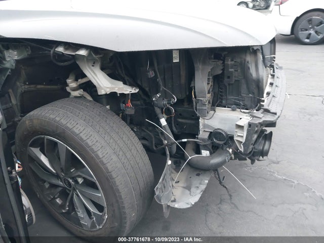 WA1BAAFY8M2070519 Audi Q5 Premium Plus