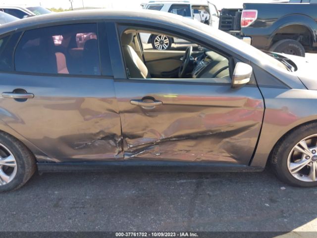1FADP3F20EL214263 Ford FOCUS SE