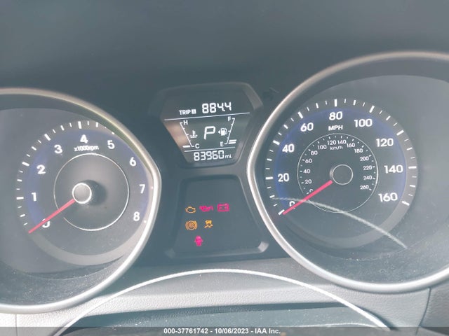 2015 HYUNDAI ELANTRA SE VIN: 5NPDH4AE8FH580816
