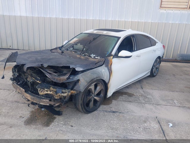 2018 HONDA ACCORD SEDAN TOURING 2.0T VIN: 1HGCV2F9XJA045136