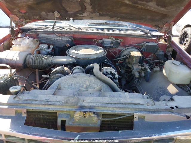 1990 CHEVROLET GMT-400 C2500 VIN: 2GCFC29K1L1158552