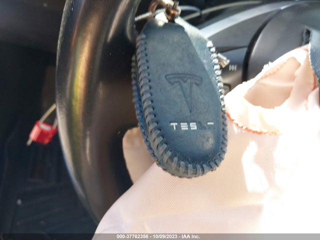 5YJSA1E22HF198924 Tesla Model S 100d/90d/75d/60d/p100d