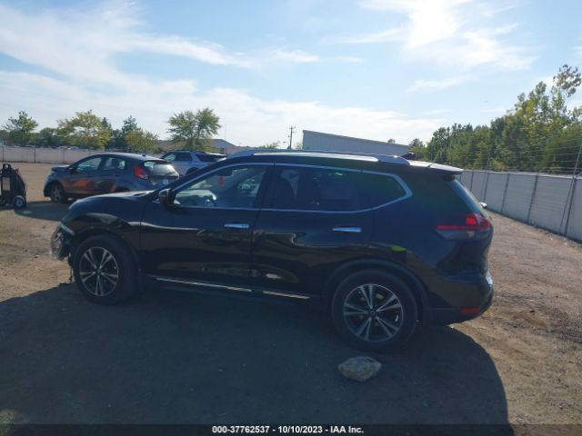 5N1AT2MT0JC803124 Nissan Rogue Sl