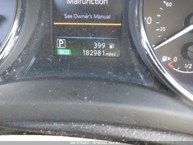 5N1AT2MT0JC803124 Nissan Rogue Sl