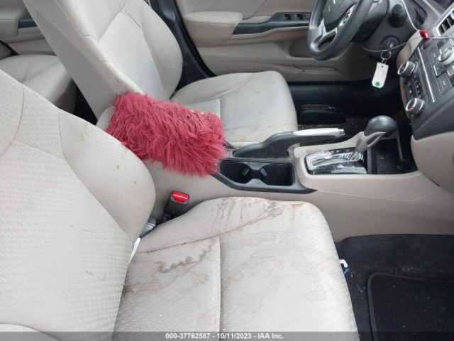 19XFB2F50FE110842 Honda Civic Sedan Lx