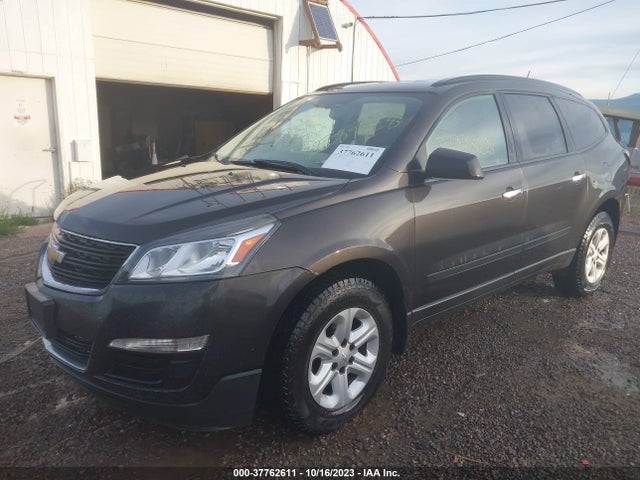 Chevrolet Traverse Ls 2017 1GNKVFED3HJ144888 Image 2