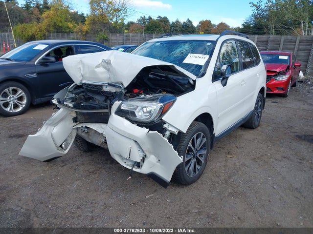 Subaru Forester 2.0xt Touring 2018 JF2SJGWC3JH457762 Image 2