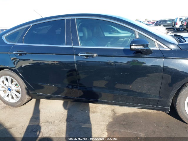 2017 FORD FUSION SE VIN: 3FA6P0HD2HR112569