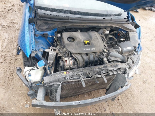 2017 HYUNDAI ELANTRA SE VIN: 5NPD84LF0HH056021