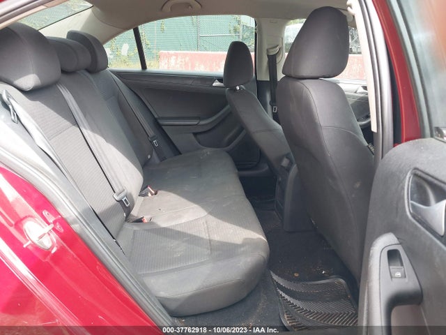 3VW267AJ9GM305685 Volkswagen Jetta Sedan 1.4t S