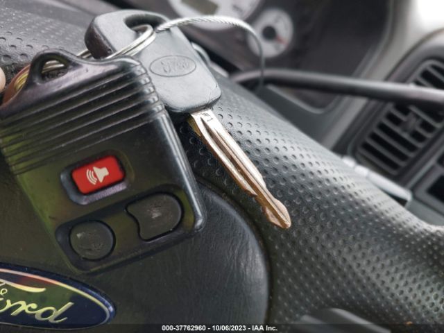 2003 FORD ESCAPE 1FMYU02163KA33876 Photo 10