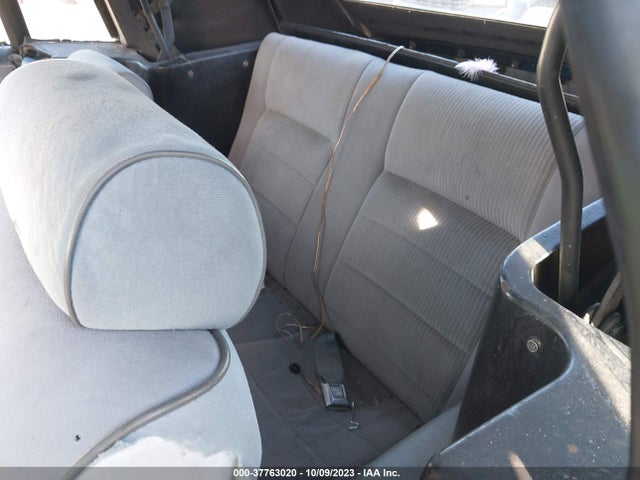 1988 FORD MUSTANG LX VIN: 1FABP44A1JF168006