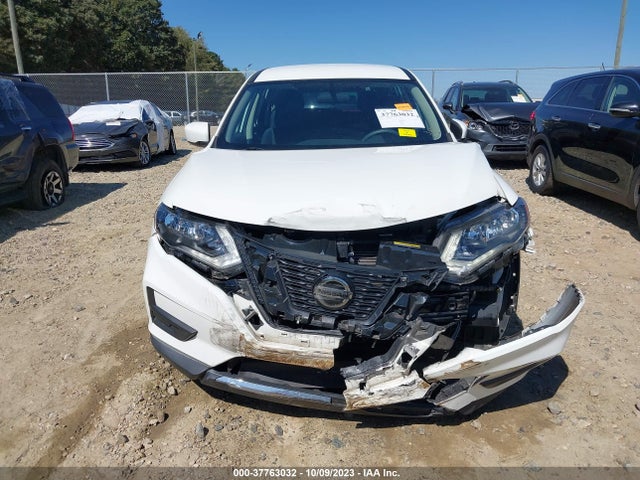 2018 NISSAN ROGUE S VIN: 5N1AT2MT0JC774952