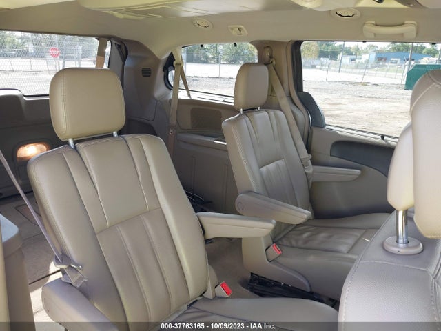 2C4RC1BG0FR562218 Chrysler Town & Country Touring