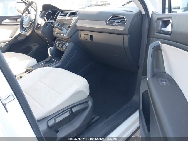 3VV3B7AX3JM047003 Volkswagen Tiguan Sel/se