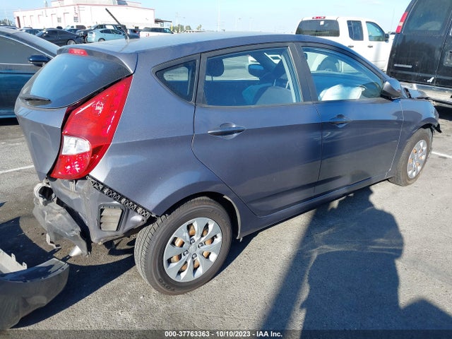 Hyundai ACCENT SE 2017 KMHCT5AE8HU329590 Image 4