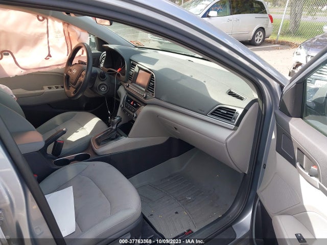2017 HYUNDAI ELANTRA SE VIN: 5NPD84LF9HH061511
