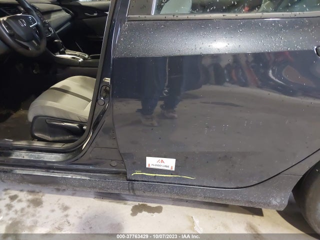 2018 HONDA CIVIC LX VIN: 2HGFC2F54JH559808