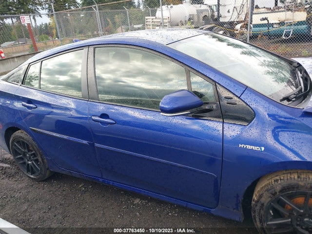 Toyota Prius Four 2016 JTDKARFU6G3501424 Image 12