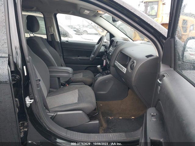 2016 JEEP COMPASS SPORT VIN: 1C4NJCBB5GD747941