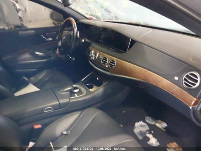 WDDUG8CB9EA043624 Mercedes-Benz S-class S 550