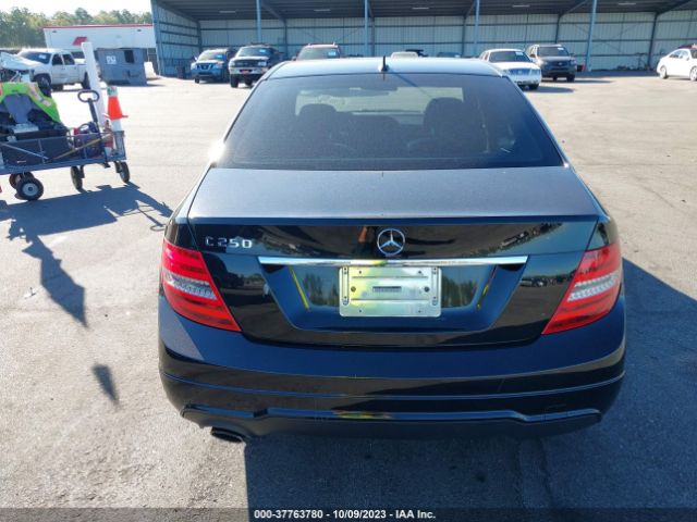 WDDGF4HB8ER305619 Mercedes-Benz C-class C 250