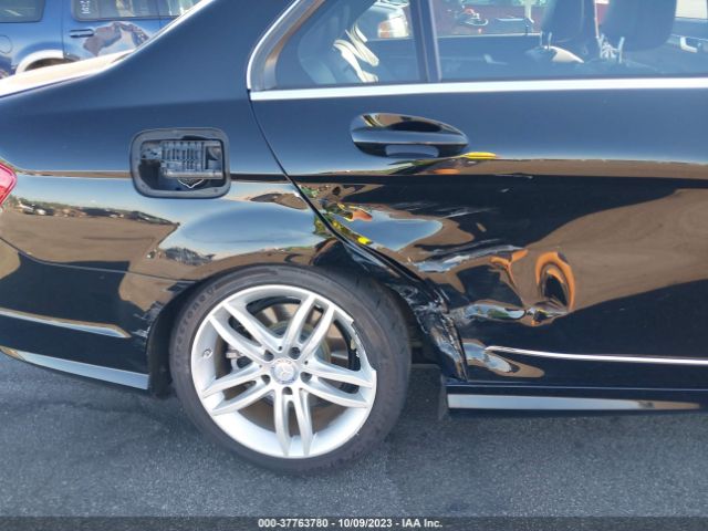 WDDGF4HB8ER305619 Mercedes-Benz C-class C 250