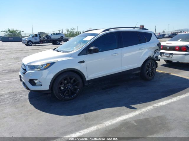 1FMCU0GD2KUA71962 Ford ESCAPE SE