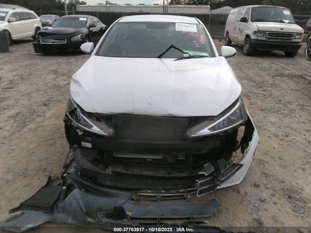 Hyundai ELANTRA SE 2019 5NPD74LF2KH428131 Image 12