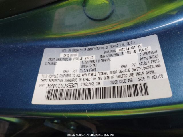 2018 MAZDA MAZDA3 3MZBN1V3XJM253471 Photo 8