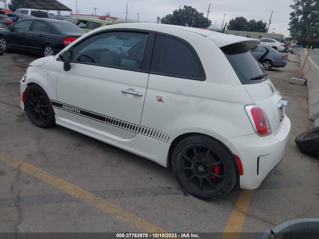 2013 FIAT 500 3C3CFFFH3DT573340 Photo 2