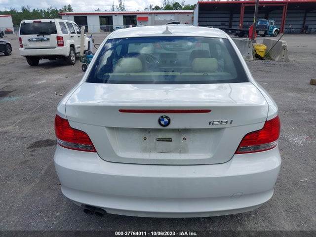 2011 BMW 1 SERIES 128I VIN: WBAUP7C50BVK78431