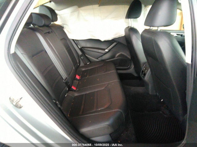 1VWBA7A36JC040992 Volkswagen Passat 2.0t Se