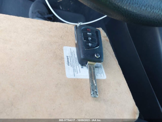 2022 TOYOTA COROLLA LE VIN: JTDEPMAE9N3012348