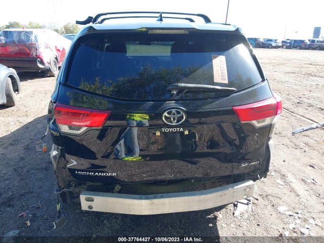 2018 TOYOTA HIGHLANDER SE VIN: 5TDJZRFH6JS551754