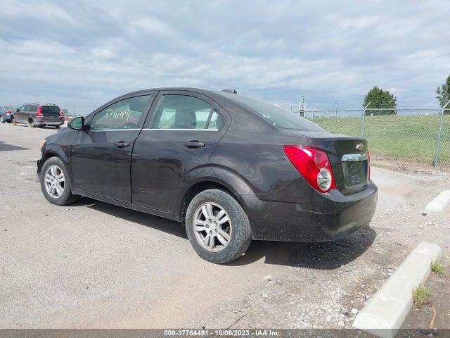 Chevrolet SONIC LT 2016 1G1JC5SH4G4127017 Image 3