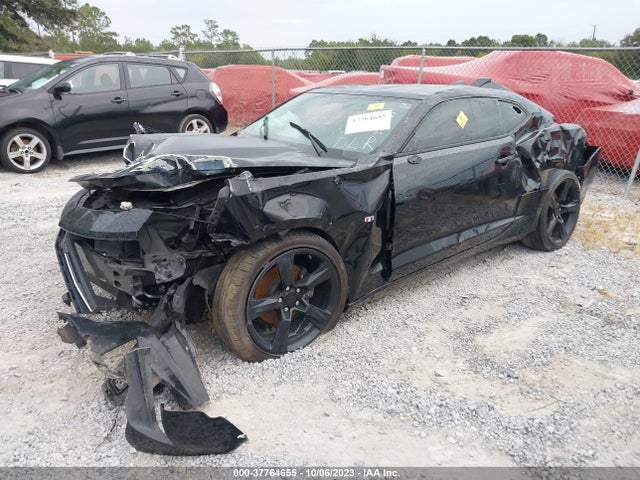 Chevrolet Camaro 1lt 2017 1G1FB1RX5H0172555 Image 2