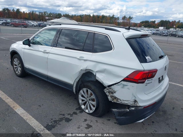 2018 VOLKSWAGEN TIGUAN SE VIN: 3VV3B7AX5JM132313