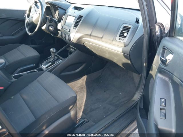 3KPFL4A70JE219523 KIA FORTE S
