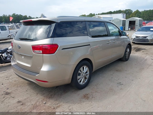KIA SEDONA LX 2016 KNDMB5C14G6164789 Image 4