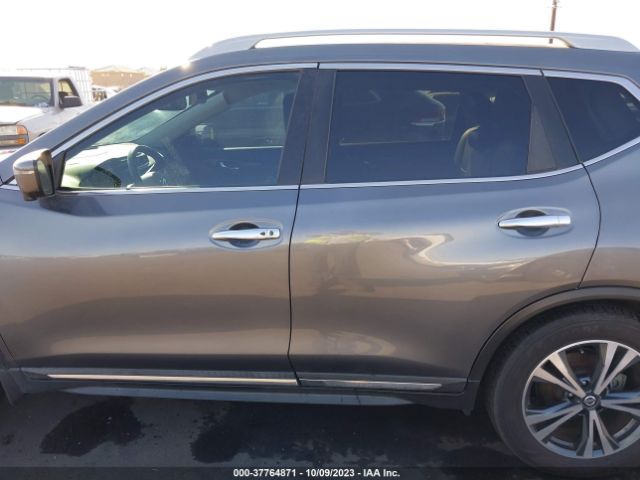 5N1AT2MT4JC753506 Nissan Rogue Sl