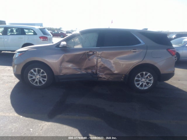 Chevrolet EQUINOX LT 2018 2GNAXJEV8J6160427 Image 14