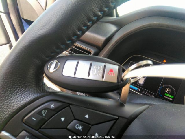 1N4BZ1CV7NC558807 Nissan Leaf Sv Plus