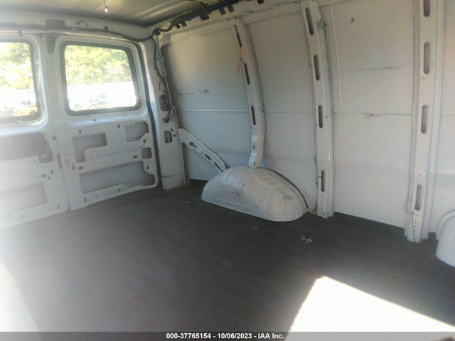 Chevrolet EXPRESS CARGO VAN 2021 1GCWGAFP7M1236676 Image 8